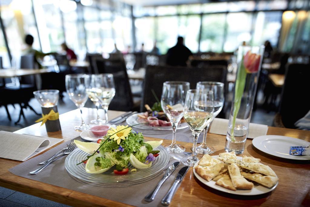 Hotel Restaurant Rathaus Thun Rom bilde